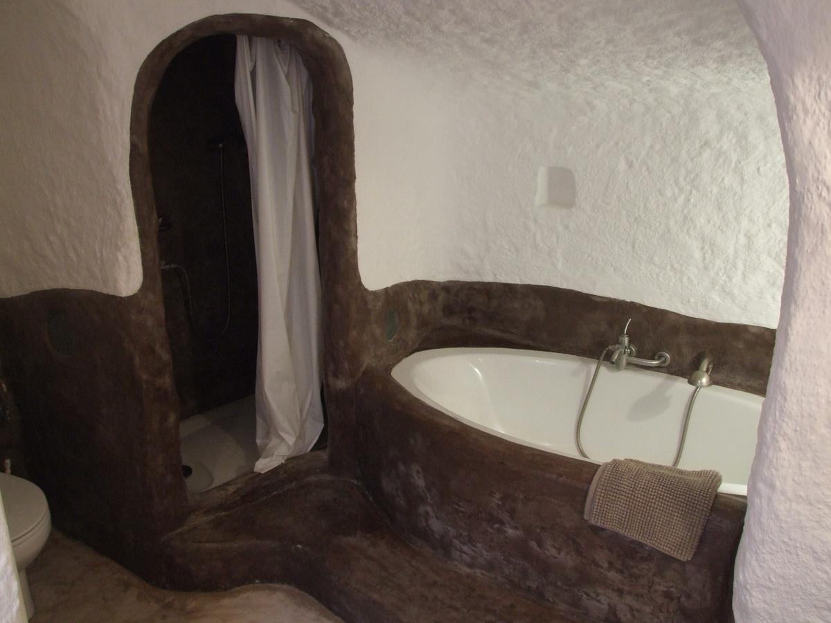 Cueva Yeseras Baza
